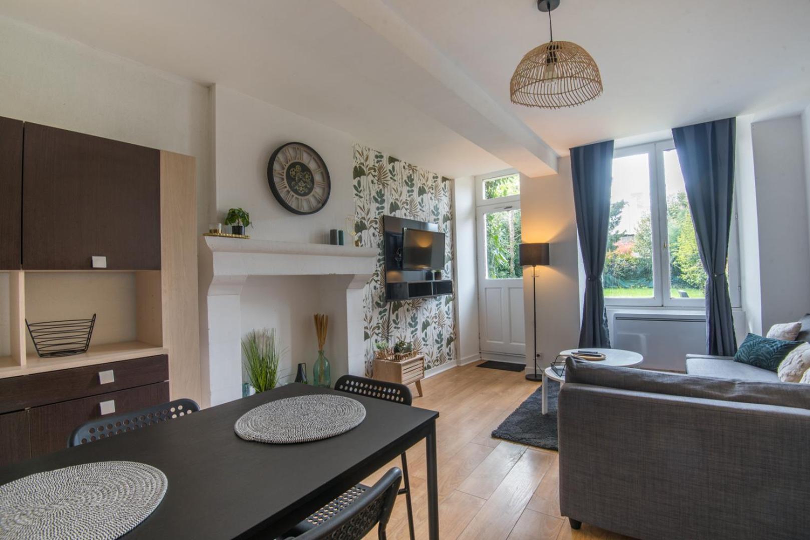 Le Botanica Apartment Angers Bagian luar foto